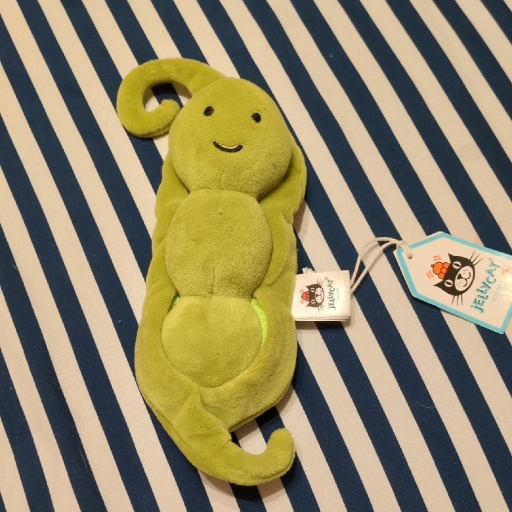 Jellycat pea in a pod